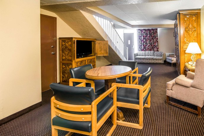 Quality Inn Taos Compare Deals