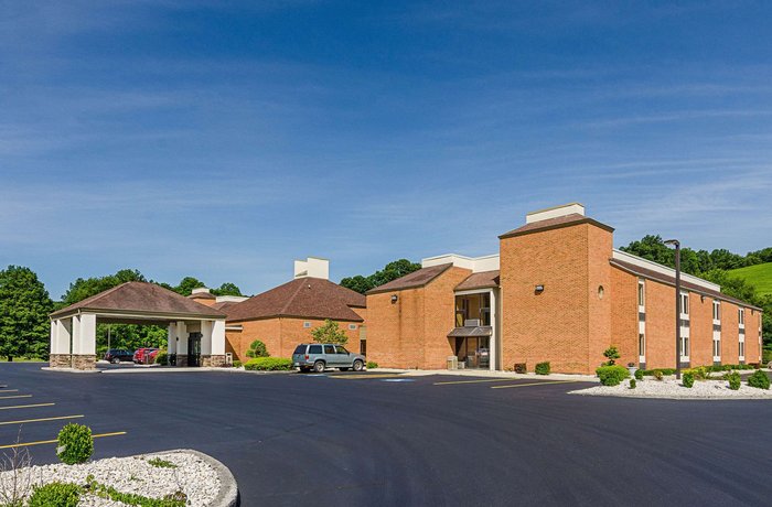 Comfort Inn Bluefield Cedar Bluff Compare Deals