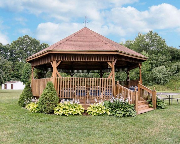 Comfort Inn Bluefield Cedar Bluff Compare Deals