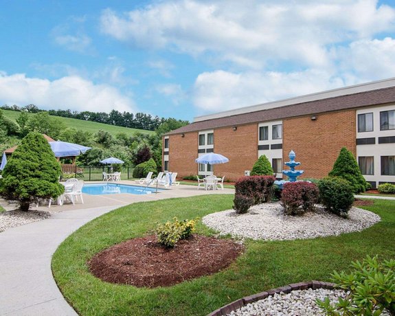 Comfort Inn Bluefield Cedar Bluff Compare Deals