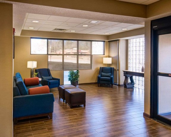 Comfort Inn & Suites LaGrange