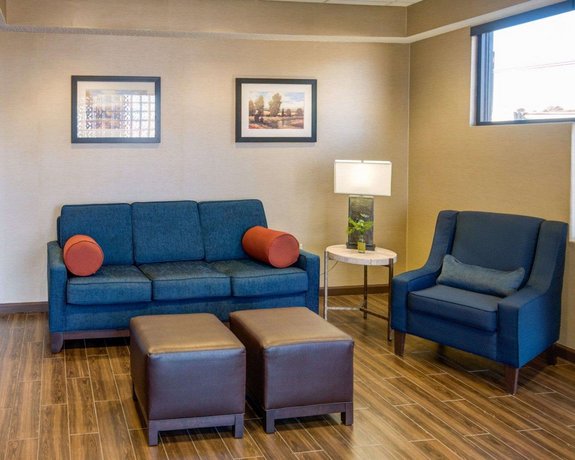 Comfort Inn & Suites LaGrange