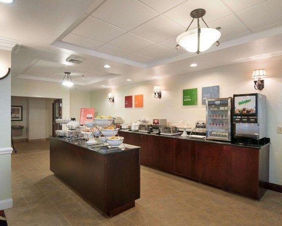 Comfort Suites Abingdon Compare Deals