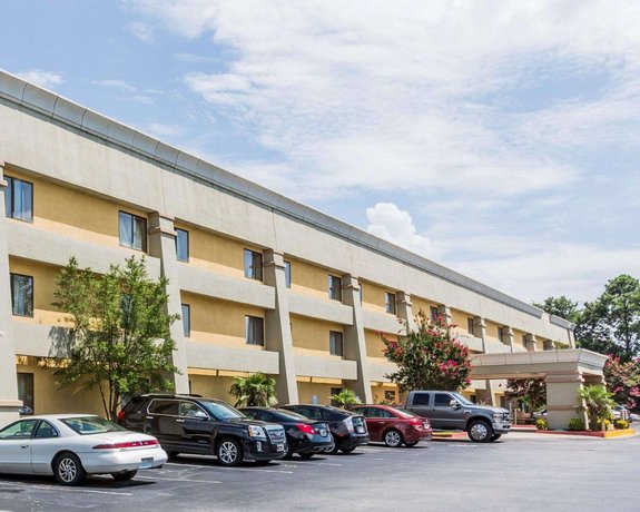 Quality Inn Suites Atlanta Airport South Compare Deals