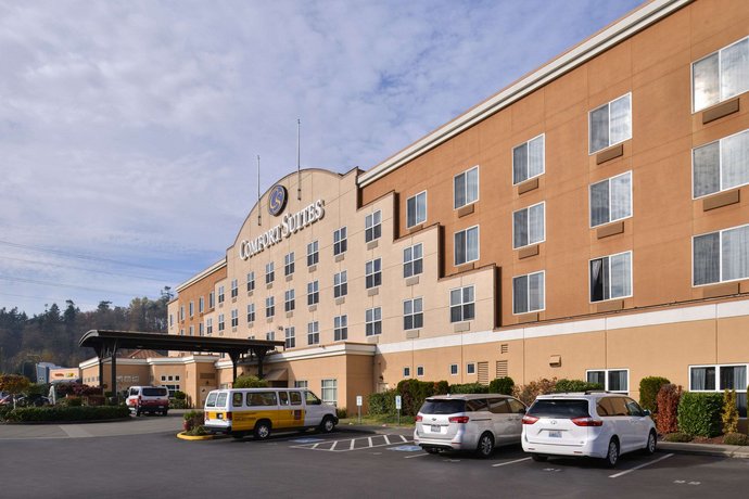 Comfort Suites Airport Tukwila Seattle Compare Deals