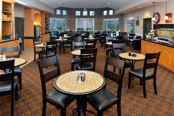 Comfort Suites Airport Tukwila Seattle Compare Deals