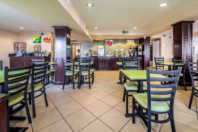 Quality Inn And Suites Reno Compare Deals