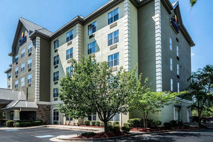 Comfort Inn Suites Near Six Flags Lithia Springs Compare Deals