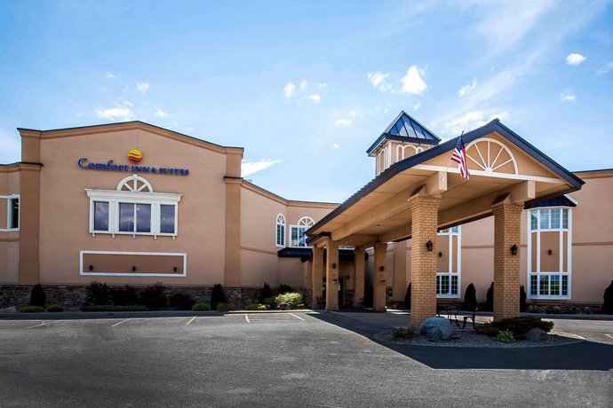 Comfort Inn Suites Plattsburgh Compare Deals - 