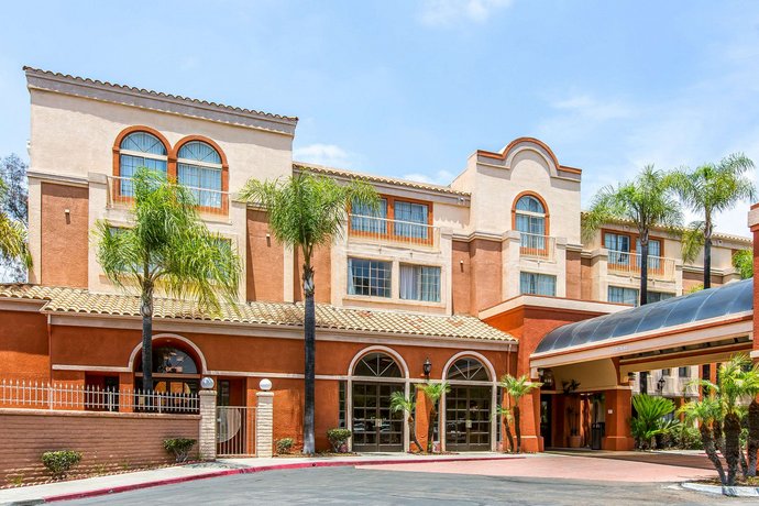 Comfort Suites San Diego Miramar Compare Deals