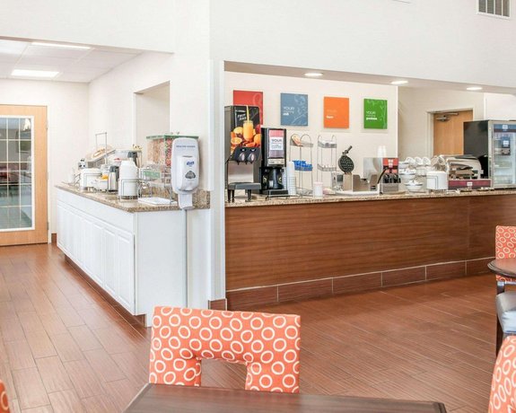 Comfort Suites North Elkhart Compare Deals