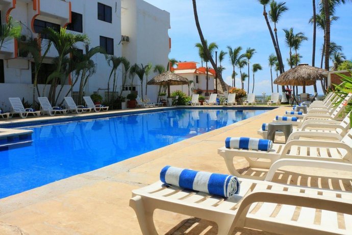 Surf Olas Altas Hotel Puerto Escondido - Compare Deals