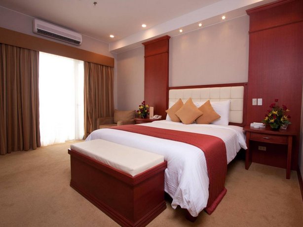 Guest Friendly Hotels in Angeles City - Lewis Grand Hotel
