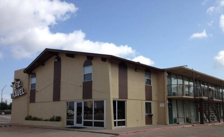 EZ Travel Inn College Station