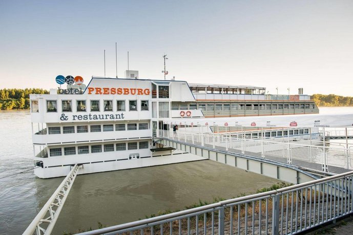 Botel Pressburg Bratislava Compare Deals - 