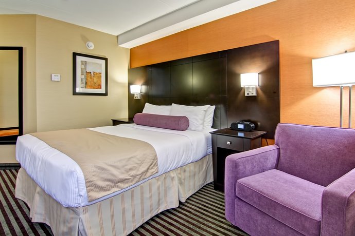 Best Western Plus Toronto North York Hotel Suites