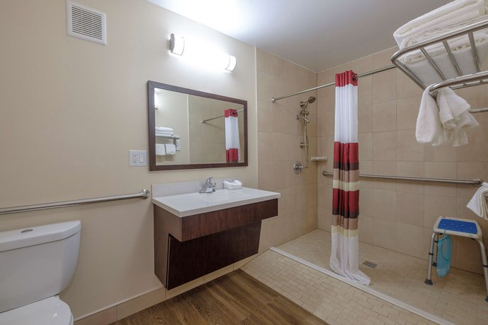 Red Roof Inn Fredericksburg North Compare Deals