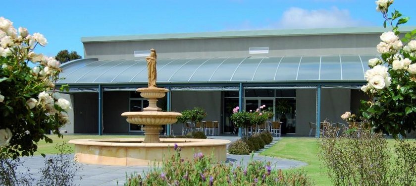 Mccracken Country Club Victor Harbor Compare Deals - 