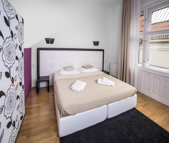 마이 하우스 아파트먼트 Z4, My House Apartments Z4