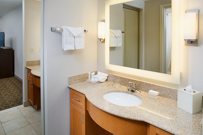 Homewood Suites Cleveland Solon