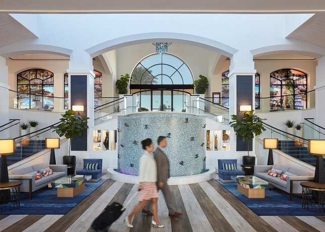 The Waterfront Beach Resort A Hilton Hotel Huntington The Waterfront Beach Resort A Hilton Hotel Huntington Compare Deals