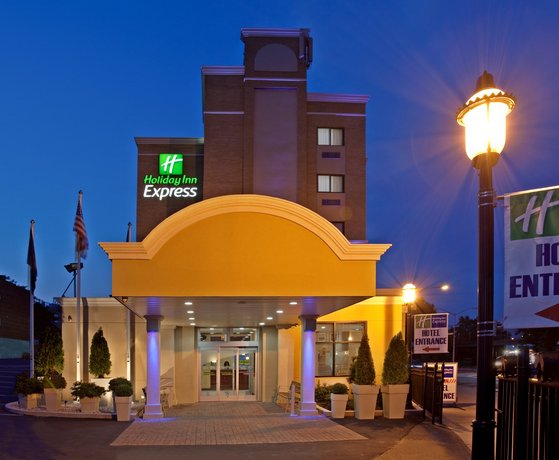 Holiday Inn Express LaGuardia Airport New York City