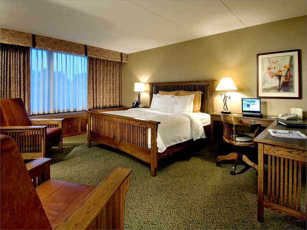 Doubletree Hotel Libertyville Mundelein