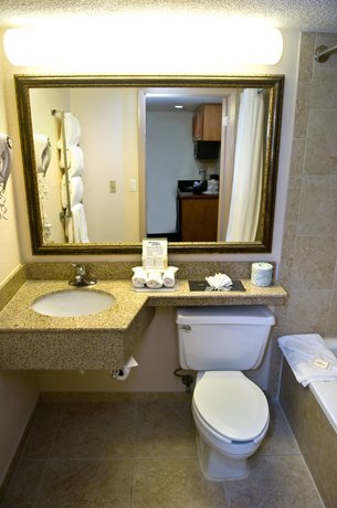 Holiday Inn Express Hotel & Suites Miami Hialeah