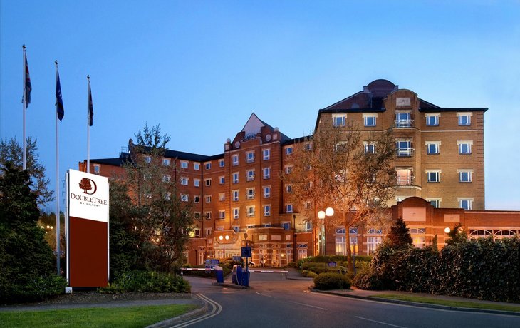 DoubleTree by Hilton Dartford Bridge