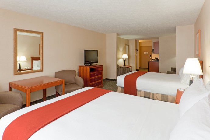 Holiday Inn Express Hotel & Suites University Kent (Ohio)