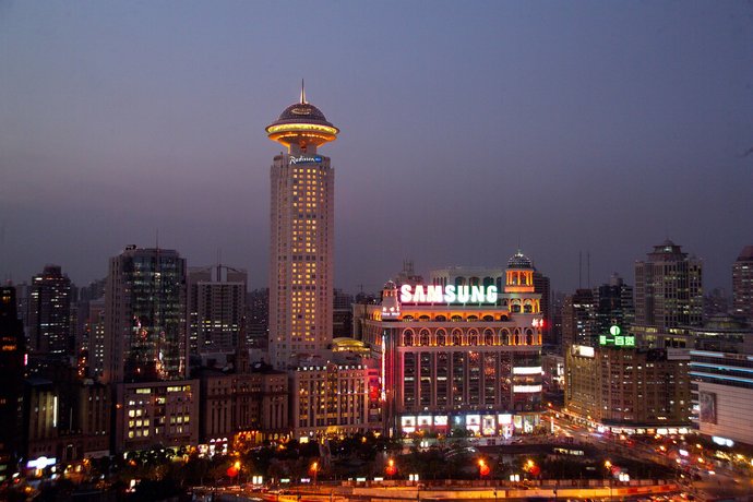 래디슨 블루 호텔 상하이 뉴 월드, Radisson Blu Hotel Shanghai New World