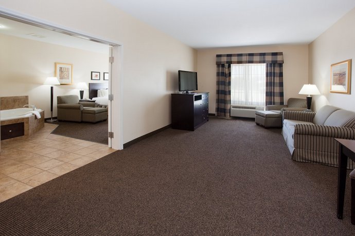 Holiday Inn Express Hotel & Suites Fort Collins