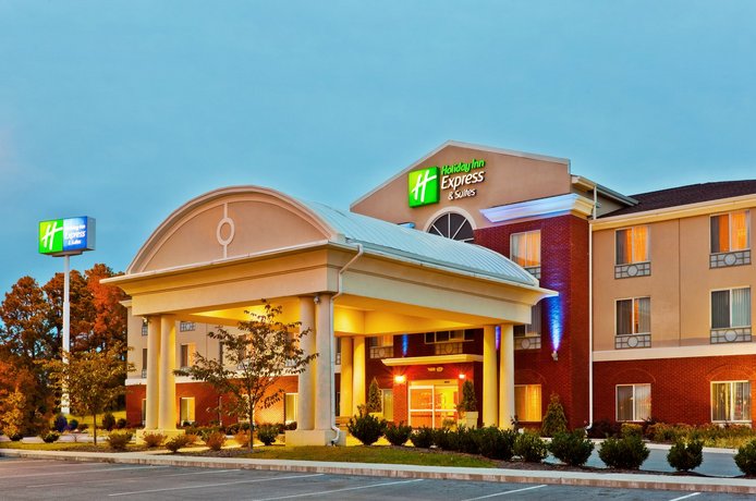 Holiday Inn Express Hotel & Suites Dickson