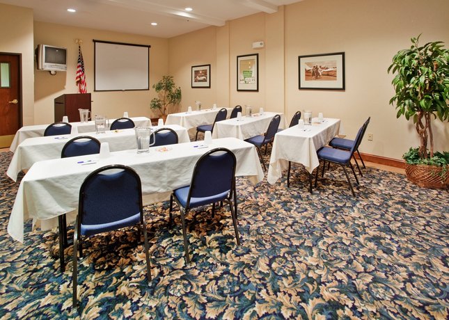 Holiday Inn Express Hotel & Suites Farmington (Missouri)