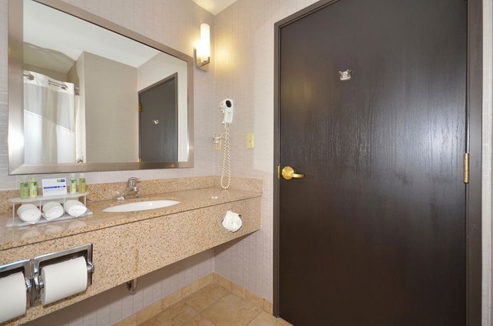 Holiday Inn Express Hotel & Suites Farmington (Missouri)