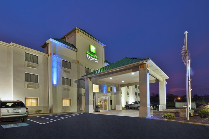 Holiday Inn Express North Huntingdon