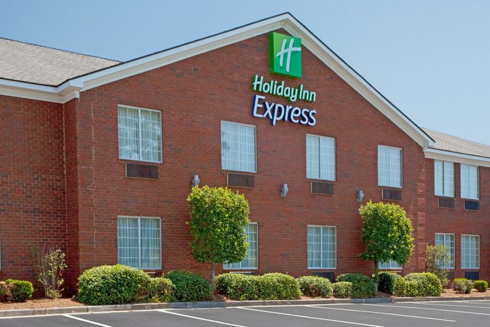 Holiday Inn Express Port Wentworth