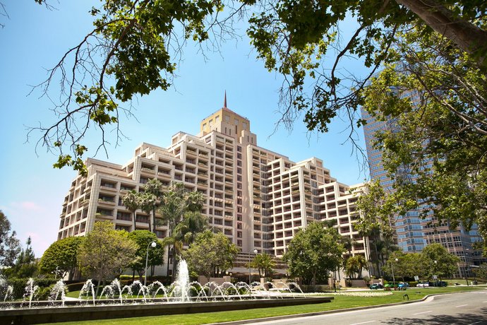 인터컨티넨탈 로스 앤젤레스 센추리 시티 앳 비벌리 힐즈, InterContinental Los Angeles Century City at Beverly Hills
