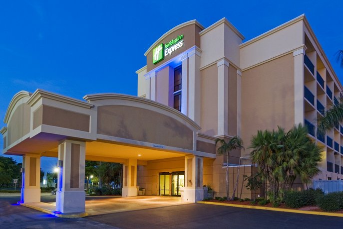 Holiday Inn Express Fort Myers Cape Coral