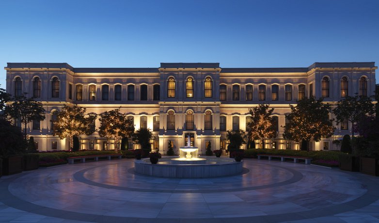 포시즌스 이스탄불 앳 더 보스포러스, Four Seasons Hotel Istanbul at the Bosphorus