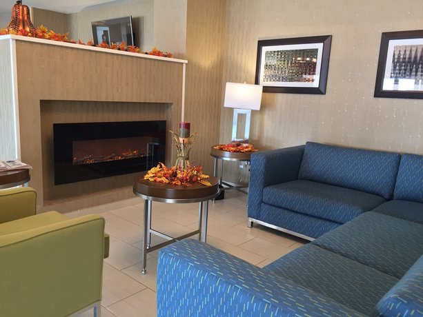 Holiday Inn Express Chicago Nw Arlington Heights - 