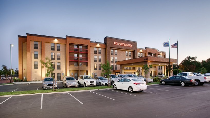 Courtyard Hotel Airport Fresno