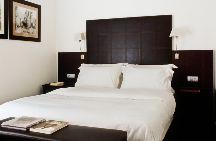 플라자 투어 에펠, Plaza Tour Eiffel