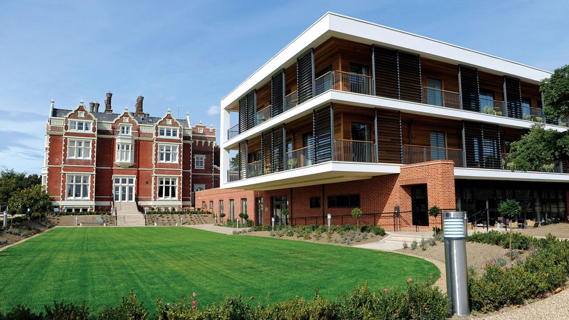 Wivenhoe House Hotel
