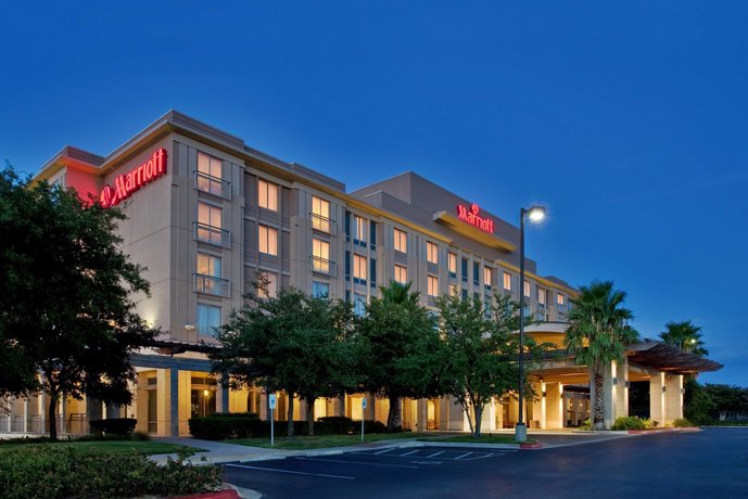 Springhill Suites Marriott Austin South Austin Show