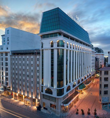 엘리트 월드 호텔, Elite World Hotel