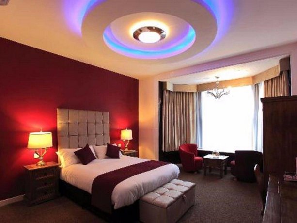 The Pearl Hotel