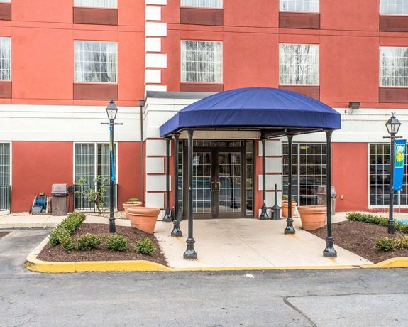 Comfort Inn At The Park Hershey Compare Deals