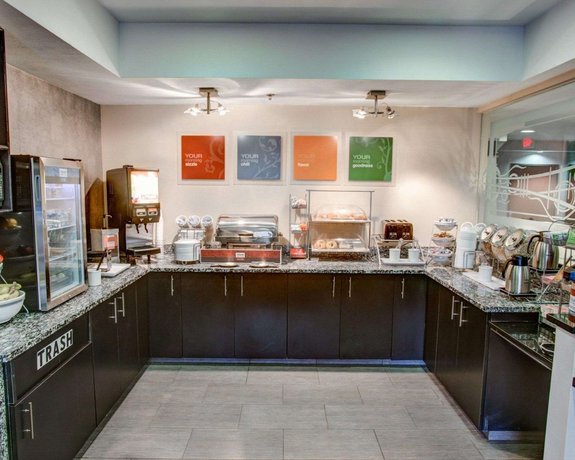 Comfort Suites Coraopolis Pittsburgh Compare Deals