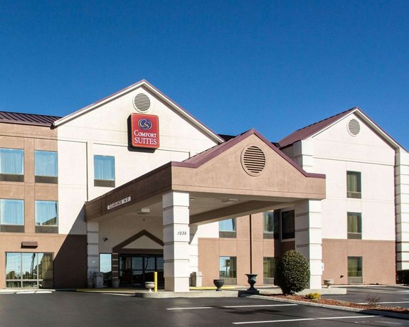 Comfort Suites Cookeville Compare Deals